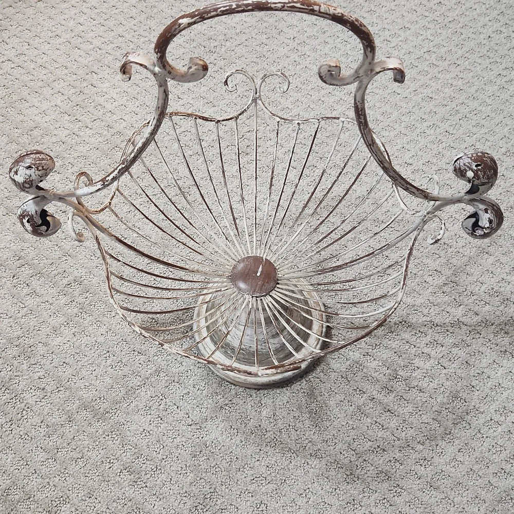 Shabby Chic Style French Metal Wire Basket Chippy Wooden Pedestal Planter